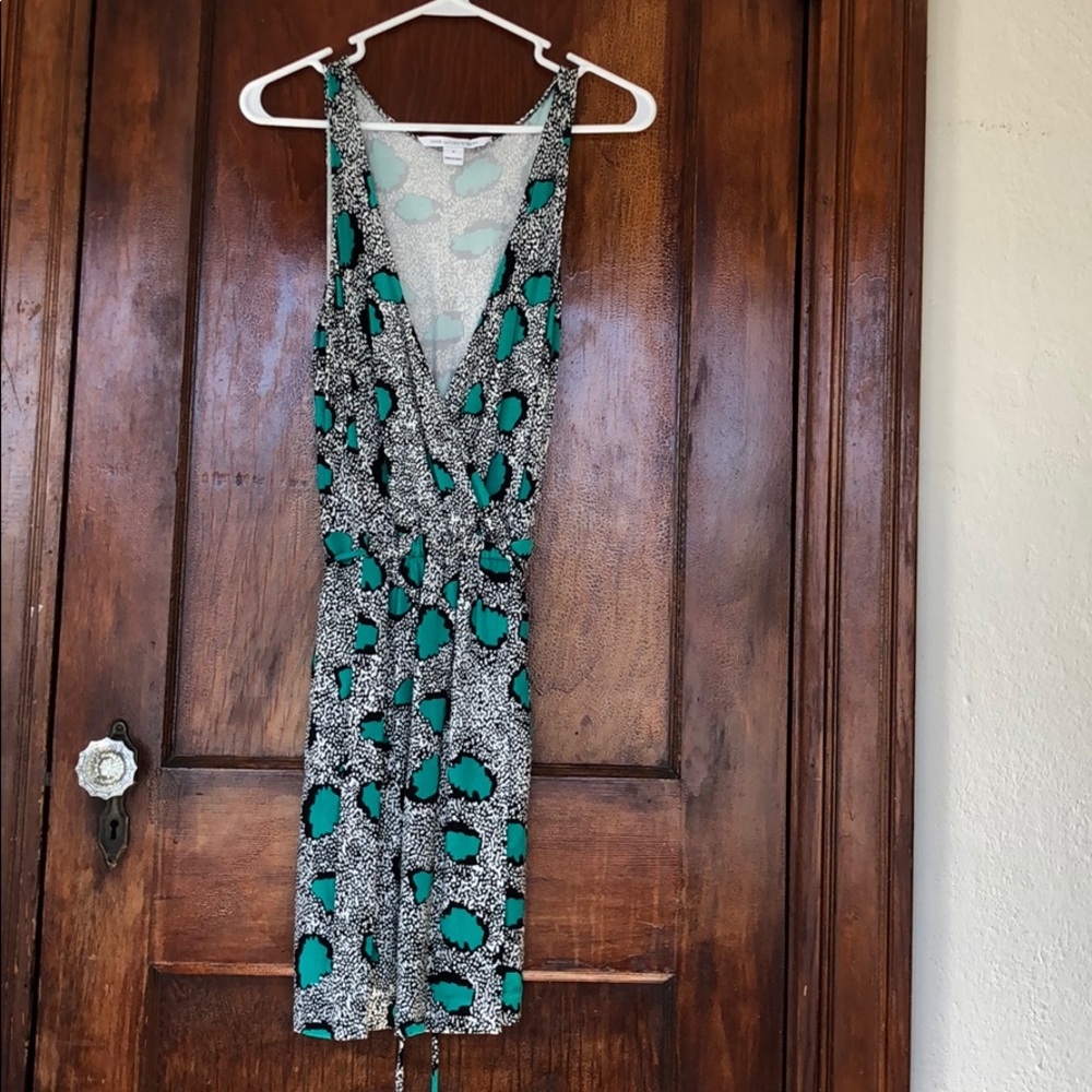 Diane von Furstenberg Summer Wrap Dress!